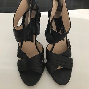 Super Sexy Gorgeous Heels!! Butter soft leather